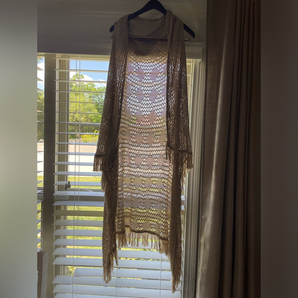 Women’s Retro Threads Fringed Tan Shawl Long Sleeveless Size XXL EUC!